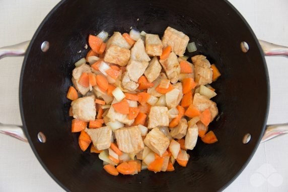 Pork and potato goulash: photo of recipe preparation, step 4