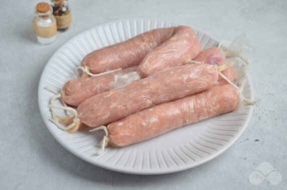 Homemade chicken sausages with bacon: photo of recipe preparation, step 3