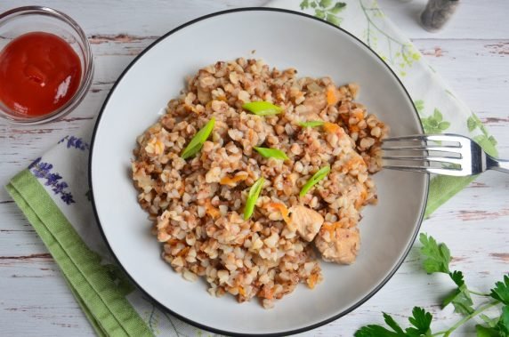 Buckwheat with pork in a slow cooker: photo of recipe preparation, step 7