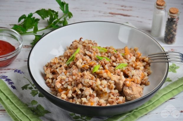 Buckwheat with pork in a slow cooker