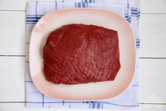 Beef whole piece, baked in the oven: photo of recipe preparation, step 1