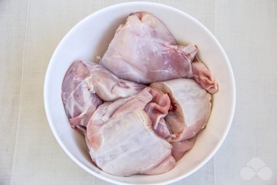 Fried rabbit in a frying pan: photo of recipe preparation, step 1