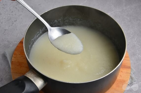Semolina porridge on water: photo of recipe preparation, step 3