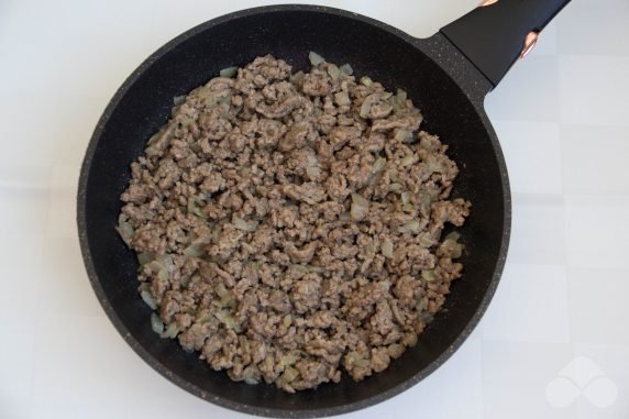 Rice casserole with minced meat: photo of recipe preparation, step 3