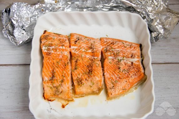 Trout fillet in the oven: photo of recipe preparation, step 2