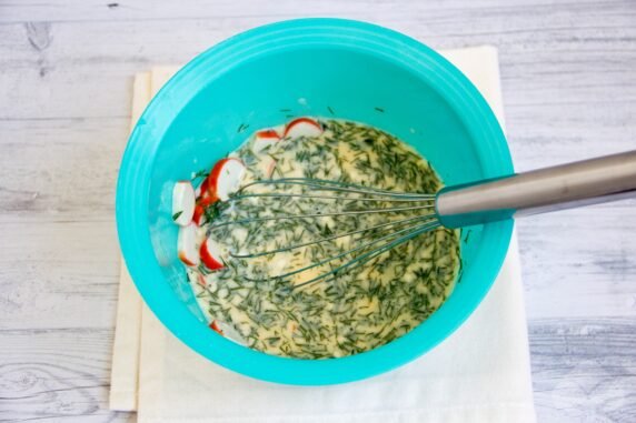 Omelet with crab sticks and herbs: photo of recipe preparation, step 2