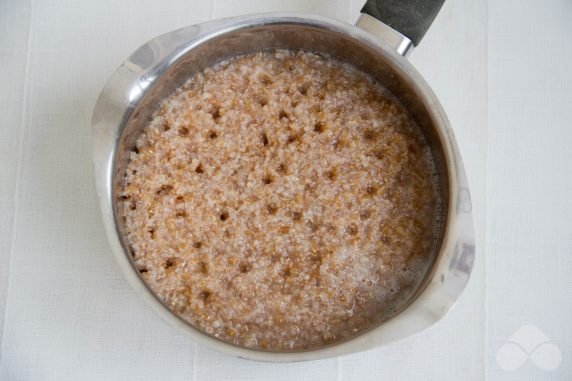 Wheat porridge: photo of recipe preparation, step 2