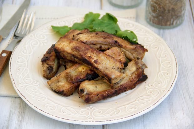 Pork ribs with soy sauce, mustard and honey