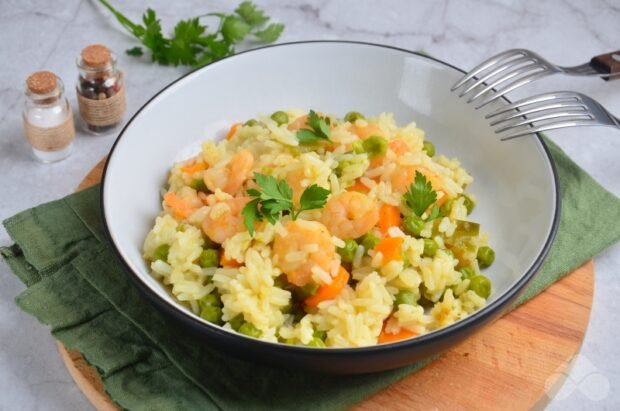 Pilaf with shrimp and vegetables – a simple and delicious recipe with photos (step by step)