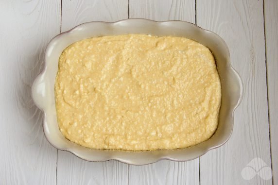 Lush cottage cheese casserole: photo of recipe preparation, step 5