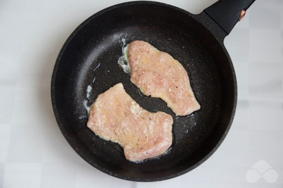 Juicy turkey chops: photo of recipe preparation, step 6