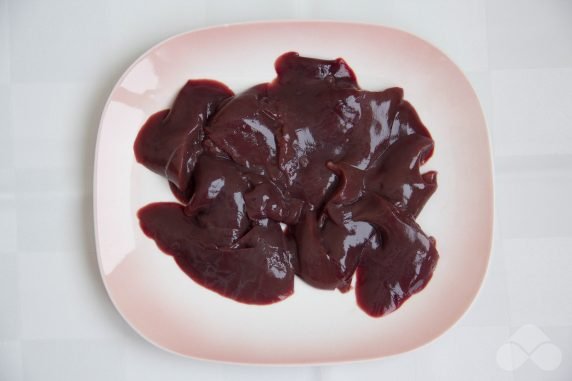 Rabbit liver stewed in sour cream: photo of recipe preparation, step 1