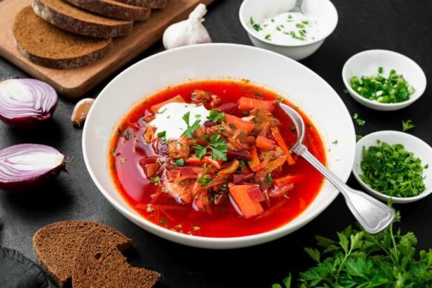 Hetman's borscht with eggplant is a simple and delicious recipe, how to cook step by step