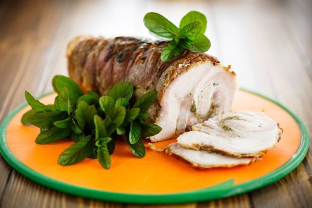 Pork roll with mint – a simple and delicious recipe, how to cook step by step