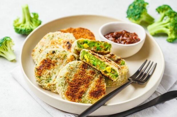 Cutlets of broccoli and canned corn