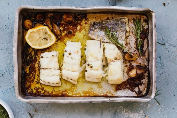 Hake fillet in the oven 