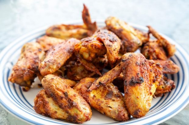 Chicken wings with spices in the oven 