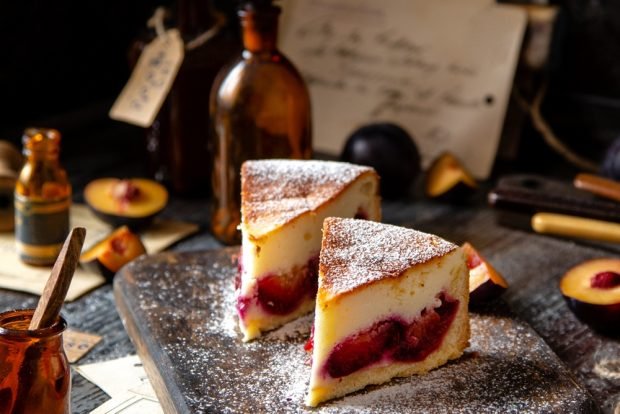 Cottage cheese casserole with plum slices