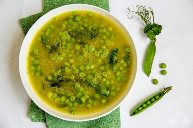 Pea soup with young peas and herbs – a simple and delicious recipe with photos (step by step)
