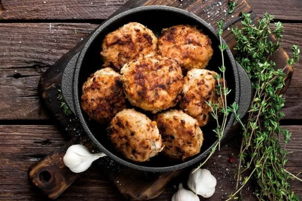 Cutlets of three types of minced meat