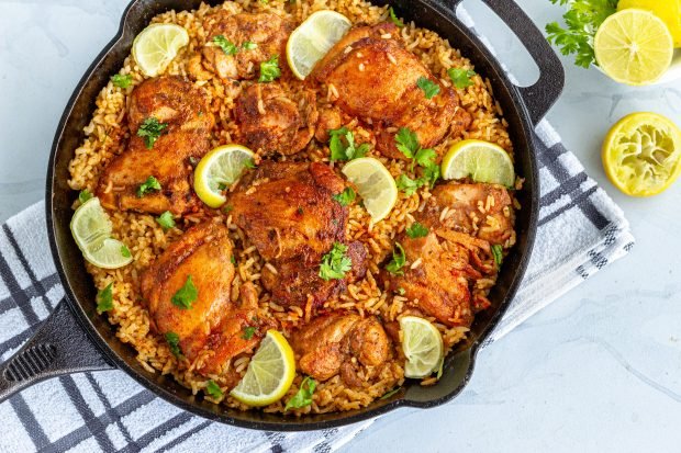 Classic paella with chicken