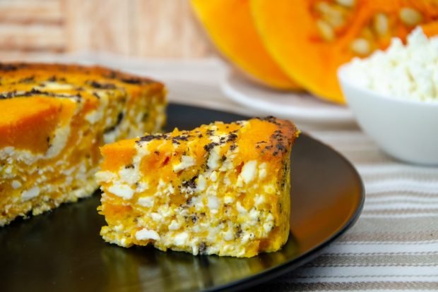 Cottage cheese casserole with pumpkin and grainy cottage cheese