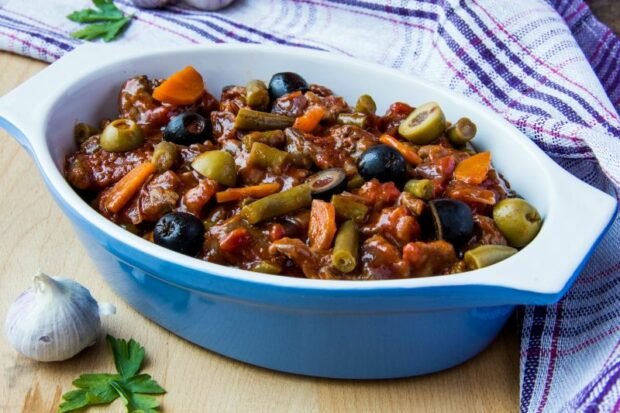 Stew in Spanish – a simple and delicious recipe, how to cook step by step