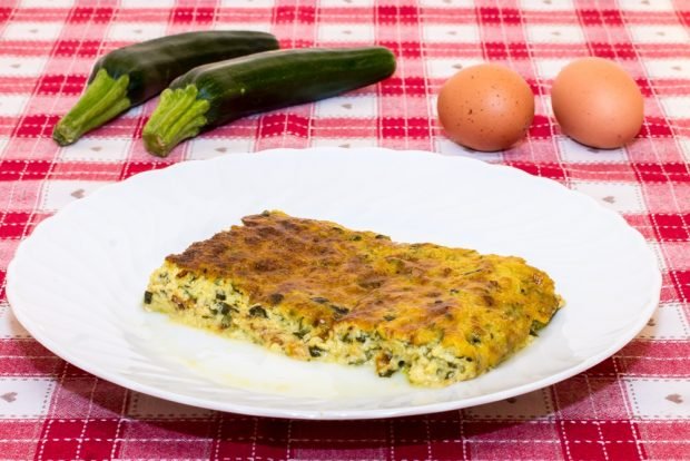 Zucchini casserole in a frying pan 