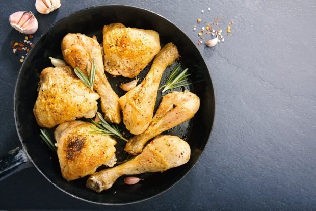 Chicken legs with rosemary