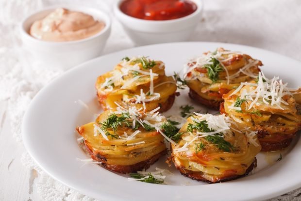 Potato casserole in muffin molds