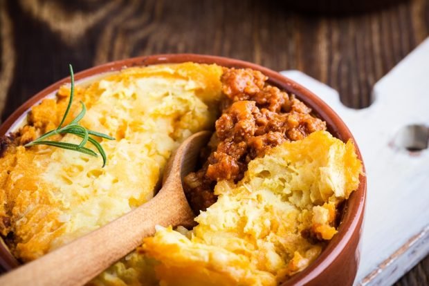 Potato casserole with minced meat and vegetables