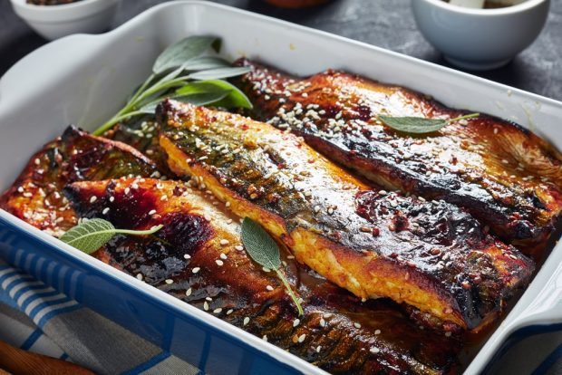 Baked mackerel in tomato