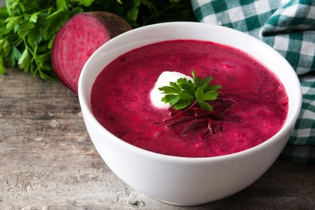 Beetroot soup – a simple and delicious recipe, how to cook step by step