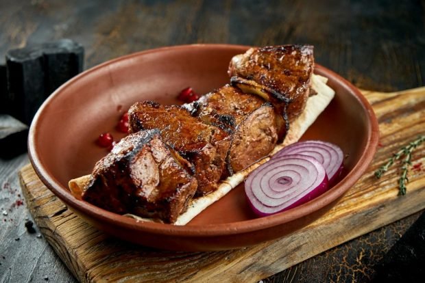 Pork liver kebab on the grill is a simple and delicious recipe, how to cook step by step