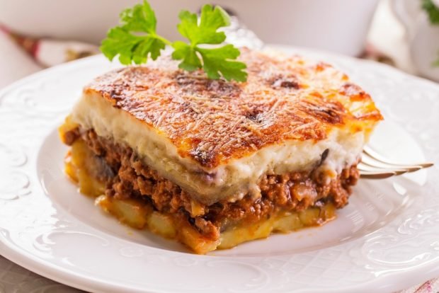 Potato casserole with minced meat and mayonnaise