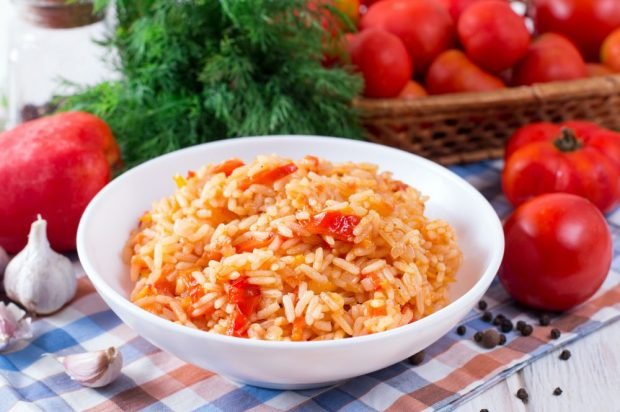 Lean pilaf in a slow cooker 