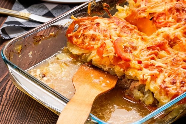 Potato casserole with minced meat in Italian