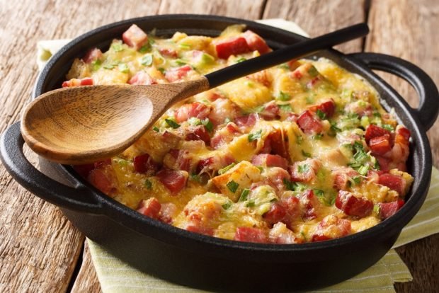 Potato casserole with minced meat and ham 