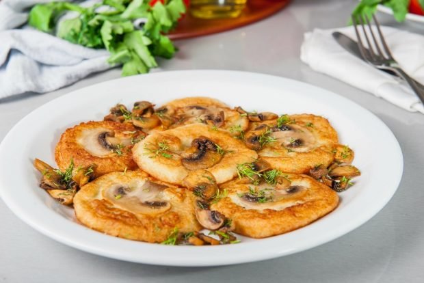 Pancakes with mushrooms