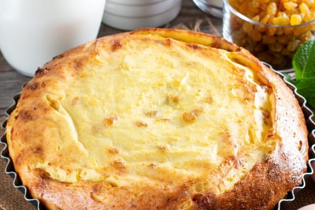 Cottage cheese casserole with milk