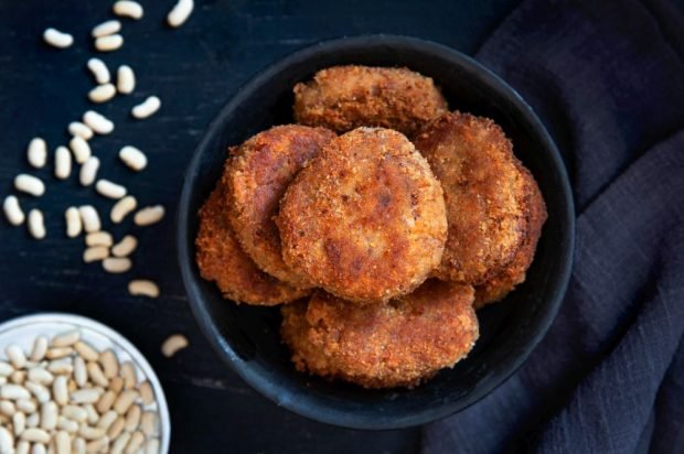 Vegetarian bean cutlets in a slow cooker – a simple and delicious recipe, how to cook step by step