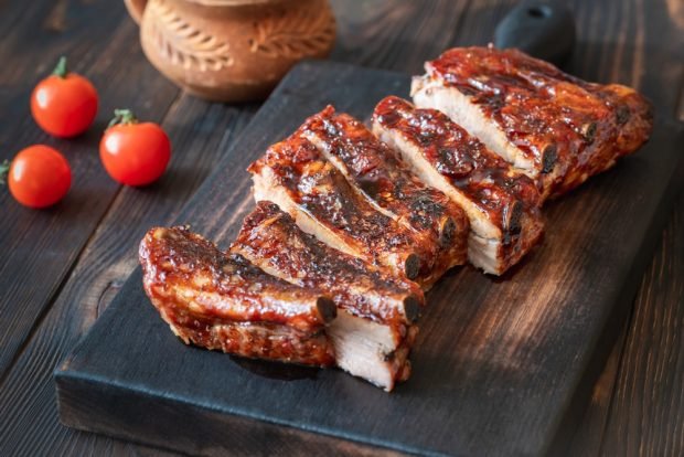 Pork ribs with honey in the oven