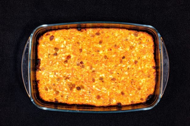 Cottage cheese casserole with carrots, rice and dried fruits 