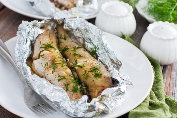 Baked pollock in foil is a simple and delicious recipe, how to cook step by step