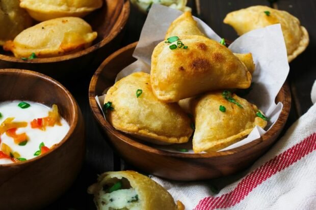 Fried dumplings with potatoes and herbs