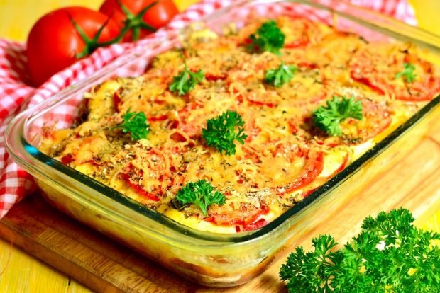 Puff casserole of zucchini with vegetables