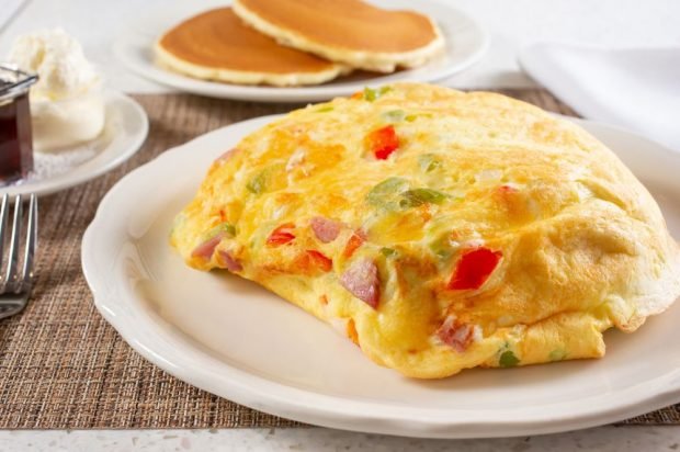 Omelet with vegetables and sausage in a slow cooker