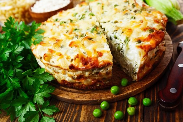 Cottage cheese casserole with pasta and green peas 