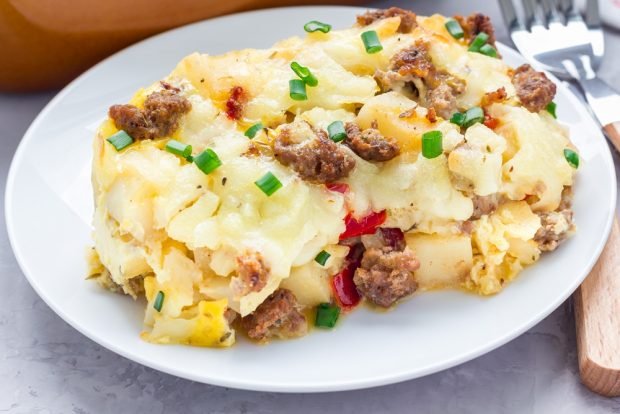 Potato casserole with minced meat and eggs is a simple and delicious recipe, how to cook step by step