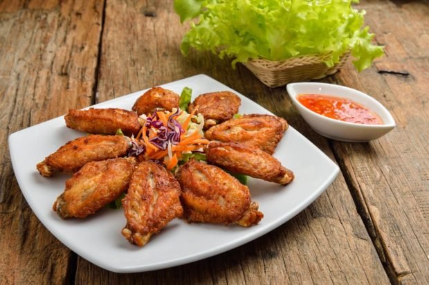 Baked chicken wings in the oven